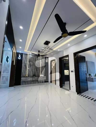 5 Marala Luxury House Available For Sale