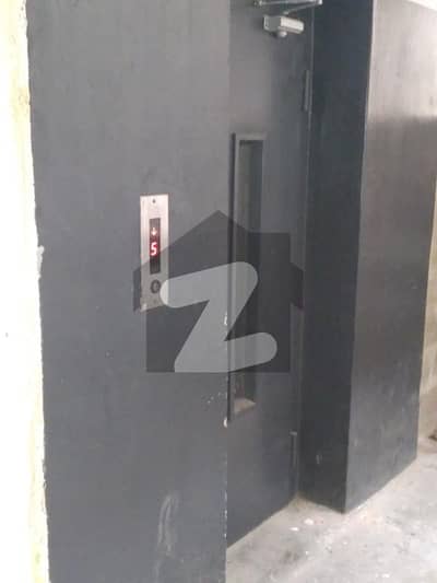 Flate for sale 2 bed lunch