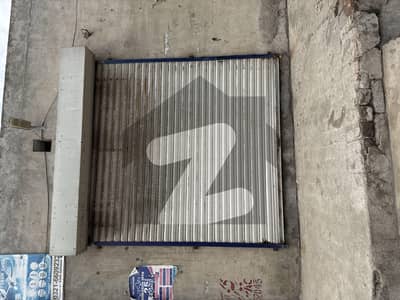 لاثانی ٹاؤن فیصل آباد میں 1 مرلہ دکان 10.0 ہزار میں کرایہ پر دستیاب ہے۔