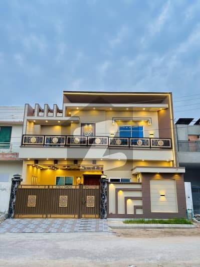 7 Marla Brand New House For Sale in Teacher Colony
