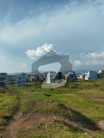 4marla Plot With Extra land On 70 Foot Road Available For Sale In CDA Sector I-11 Islamabad