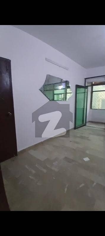 2 Bed DD Well Maintained Flat Available On Rent