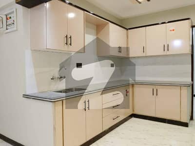 گلستانِِ جوہر ۔ بلاک 14 گلستانِ جوہر,کراچی میں 3 کمروں کا 6 مرلہ فلیٹ 1.45 کروڑ میں برائے فروخت۔