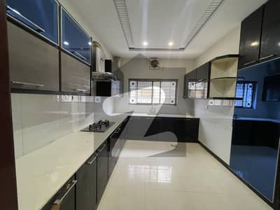 14Marla House For Rent Bahria Town Lahore