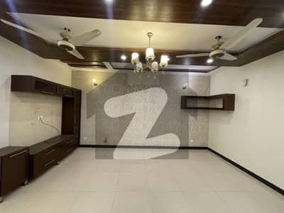 14 Marla House For Rent Bahria Town Lahore