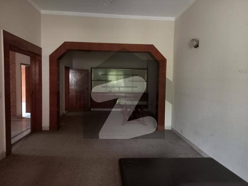 1 Kanal Upper Portion For Rent In Gulberg 1 Kanal Upper Portion For Rent In Gulberg