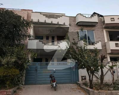 جی ۔ 15/1 جی ۔ 15,اسلام آباد میں 4 کمروں کا 8 مرلہ مکان 2.9 کروڑ میں برائے فروخت۔