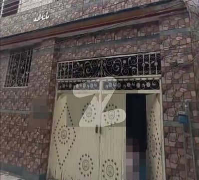 غالب مارکیٹ گلبرگ,لاہور میں 5 کمروں کا 10 مرلہ مکان 5.5 کروڑ میں برائے فروخت۔