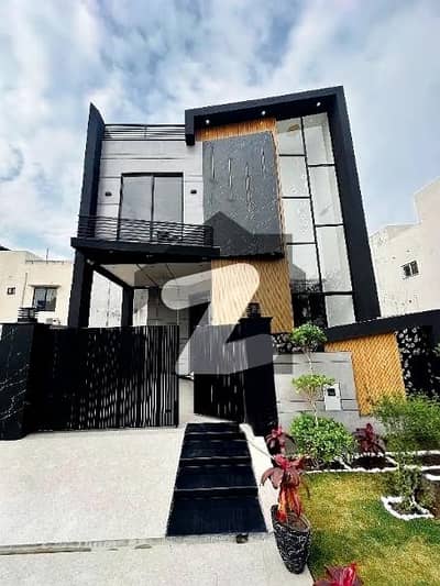 Luxurious 5 Marla Lavish Brand New Bungalow On Top Location For Sale in DHA Phase 9 Town Lahore Luxurious 5 Marla Lavish Brand New Bungalow On Top Location For Sale in DHA Phase 9 Town Lahore