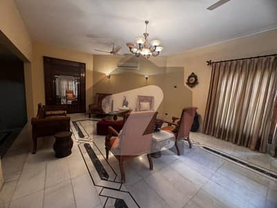 ڈی ایچ اے فیز 5 ڈی ایچ اے ڈیفینس,کراچی میں 5 کمروں کا 2 کنال مکان 20.0 کروڑ میں برائے فروخت۔