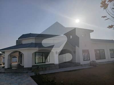 5 Kanal Farm House For Sale In Beautiful Multi Residencia & Orchards