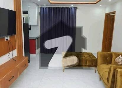 بحریہ ٹاؤن سیکٹرڈی بحریہ ٹاؤن,لاہور میں 1 کمرے کا 2 مرلہ فلیٹ 76.5 لاکھ میں برائے فروخت۔