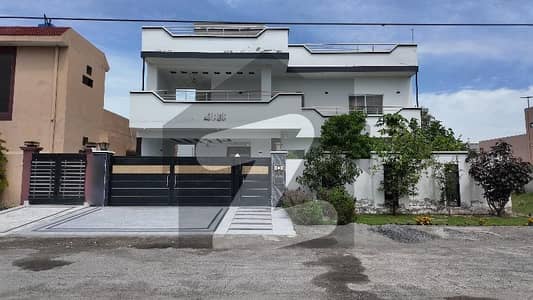 Chinar Bagh Society 1 kanal Used House For Sale