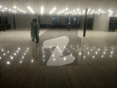 2 Kanal Office Space Hall for Rent in Gulberg Main Road for Any IT Company or Any Multinational Company Head Office Setup or Any Bank Head Office (Call center + Software house + Marketing Office & Other Setup as You Want)