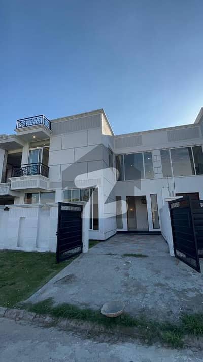 8 Marla House For Sale In   Airport Enclave Islamabad