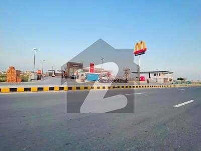 ڈی ایچ اے فیز 7 - بلاک کیو فیز 7,ڈیفنس (ڈی ایچ اے),لاہور میں 1 کنال رہائشی پلاٹ 2.75 کروڑ میں برائے فروخت۔