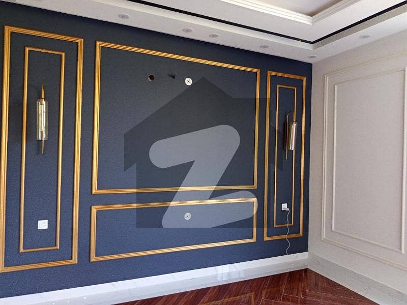 ایڈن ویلی فیصل آباد میں 5 مرلہ مکان 2.7 کروڑ میں برائے فروخت۔ ایڈن ویلی فیصل آباد میں 5 مرلہ مکان 2.7 کروڑ میں برائے فروخت۔