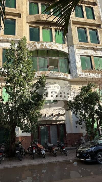 بدر کمرشل ایریا ڈی ایچ اے فیز 5,ڈی ایچ اے ڈیفینس,کراچی میں 8 مرلہ عمارت 7.5 لاکھ میں کرایہ پر دستیاب ہے۔ بدر کمرشل ایریا ڈی ایچ اے فیز 5,ڈی ایچ اے ڈیفینس,کراچی میں 8 مرلہ عمارت 7.5 لاکھ میں کرایہ پر دستیاب ہے۔