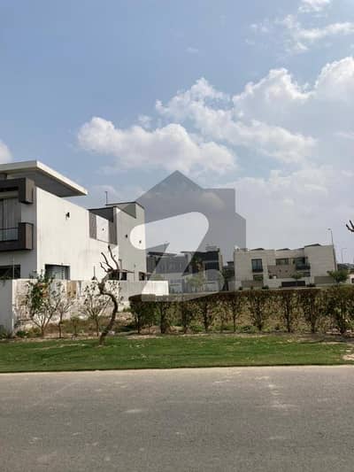 DHA Phase 8 Ivy Green Z-4 | 10 Marla Plot No 125 | Prime Location | Solid Investment Opportunity