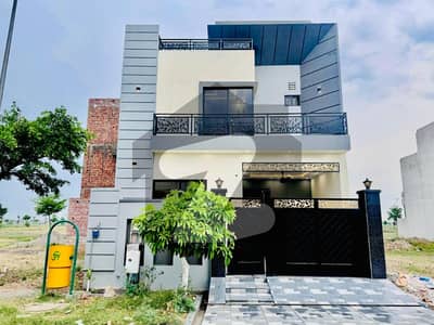 رئیل پام سٹی ایمن آباد موڑ,گوجرانوالہ میں 4 کمروں کا 5 مرلہ مکان 1.9 کروڑ میں برائے فروخت۔