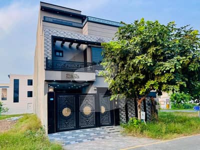 رئیل پام سٹی ایمن آباد موڑ,گوجرانوالہ میں 4 کمروں کا 5 مرلہ مکان 1.9 کروڑ میں برائے فروخت۔