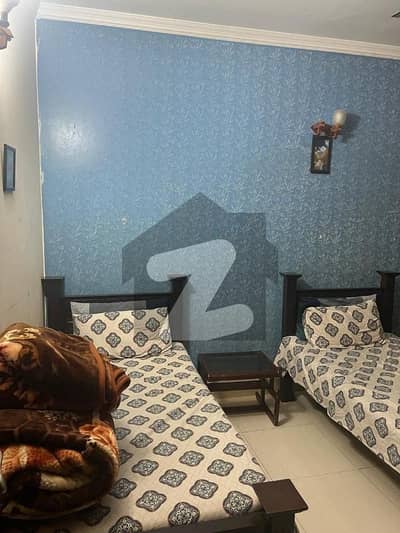 10 Marla Full House Available For Rent