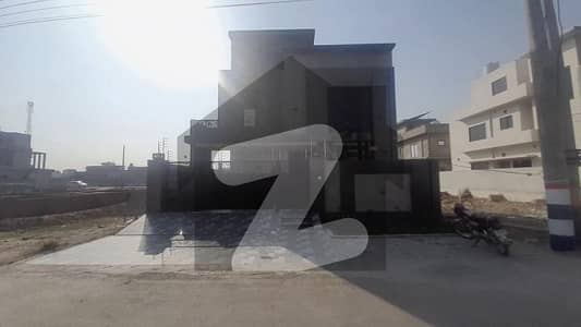 سینٹرل پارک ۔ بلاک ایف سینٹرل پارک ہاؤسنگ سکیم,لاہور میں 5 کمروں کا 10 مرلہ مکان 3.4 کروڑ میں برائے فروخت۔