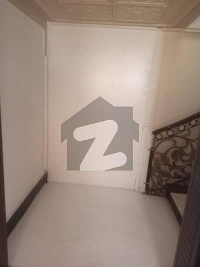 آئی ۔ 8/4 آئی ۔ 8,اسلام آباد میں 6 کمروں کا 14 مرلہ مکان 3.2 لاکھ میں کرایہ پر دستیاب ہے۔