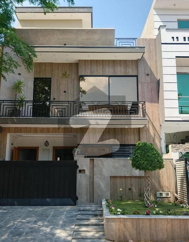 جی ۔ 13/1 جی ۔ 13,اسلام آباد میں 4 کمروں کا 4 مرلہ مکان 4.5 کروڑ میں برائے فروخت۔ جی ۔ 13/1 جی ۔ 13,اسلام آباد میں 4 کمروں کا 4 مرلہ مکان 4.5 کروڑ میں برائے فروخت۔