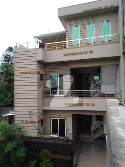 New 5 Marla Triple Storey House For Sale