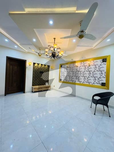 10 Marla Upper Portion For Rent In Bahria Town Lahore