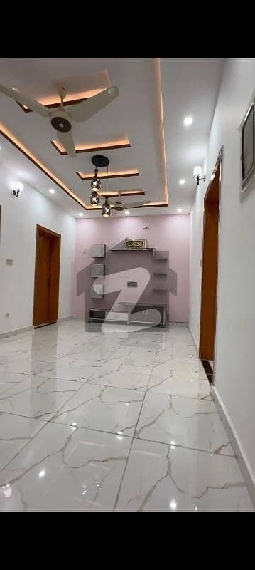 بحریہ ٹاؤن فیز 8 ۔ ابو بکر بلاک بحریہ ٹاؤن فیز 8 ۔ سفاری ویلی,بحریہ ٹاؤن فیز 8,بحریہ ٹاؤن راولپنڈی,راولپنڈی میں 3 کمروں کا 7 مرلہ بالائی پورشن 45.0 ہزار میں کرایہ پر دستیاب ہے۔