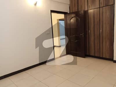 10 Marla 3 Bedrooms Investor price Available For Sale.