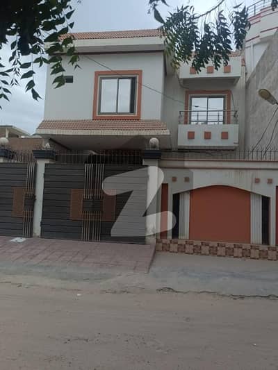 اکبر کالونی بہاولپور میں 5 کمروں کا 8 مرلہ مکان 1.3 کروڑ میں برائے فروخت۔