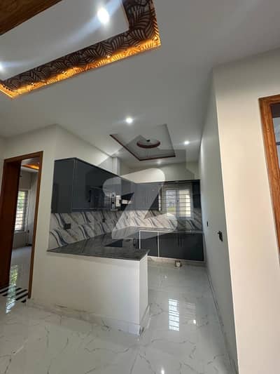 بنی گالہ اسلام آباد میں 3 کمروں کا 5 مرلہ مکان 1.35 کروڑ میں برائے فروخت۔