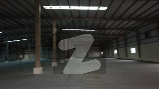 سندر روڈ لاہور میں 12 کنال گودام 18.0 لاکھ میں کرایہ پر دستیاب ہے۔ سندر روڈ لاہور میں 12 کنال گودام 18.0 لاکھ میں کرایہ پر دستیاب ہے۔