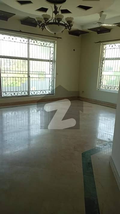 ای ۔ 11 اسلام آباد میں 4 کمروں کا 1 کنال بالائی پورشن 1.6 لاکھ میں کرایہ پر دستیاب ہے۔