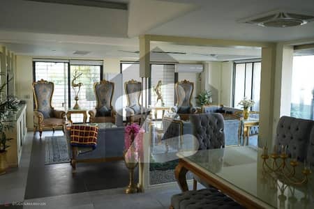 سلوراوکس اپارٹمنٹ ایف ۔ 10,اسلام آباد میں 4 کمروں کا 1 کنال پینٹ ہاؤس 10.0 لاکھ میں کرایہ پر دستیاب ہے۔