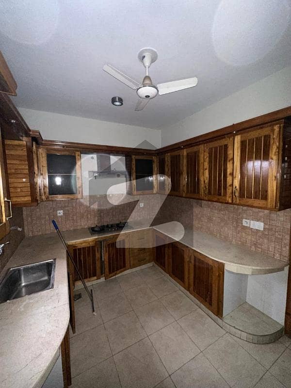 ڈی ۔ 12 اسلام آباد میں 4 کمروں کا 4 مرلہ مکان 1.55 لاکھ میں کرایہ پر دستیاب ہے۔ ڈی ۔ 12 اسلام آباد میں 4 کمروں کا 4 مرلہ مکان 1.55 لاکھ میں کرایہ پر دستیاب ہے۔