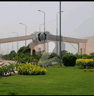 Bahria is Instant Back of 1kanal Plot in G Block Sui Gas Phase 2 LHR