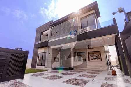 NEAR TO PARK 10 MARLA HOUSE AVAILABLE IN DHA PHASE 5 FOR RENT