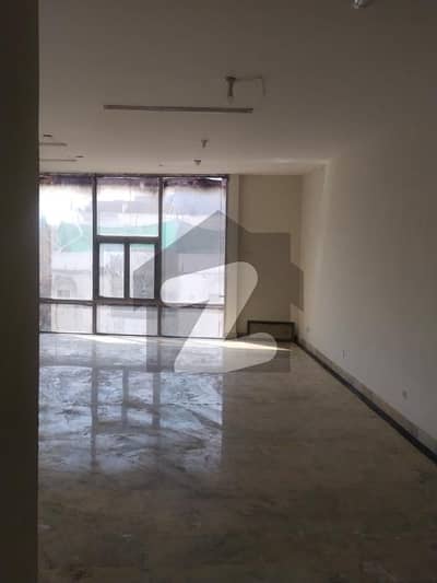 زم زمہ کمرشل ایریا ڈی ایچ اے فیز 5,ڈی ایچ اے ڈیفینس,کراچی میں 4 مرلہ دفتر 2.25 کروڑ میں برائے فروخت۔