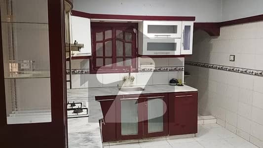 بہادر آباد گلشنِ اقبال ٹاؤن,کراچی میں 2 کمروں کا 6 مرلہ فلیٹ 1.2 لاکھ میں کرایہ پر دستیاب ہے۔