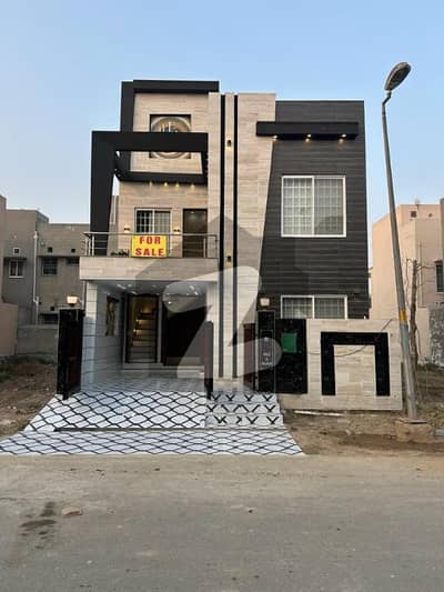 5 Marla Modern House For Sale In Bahria Town Lahore
