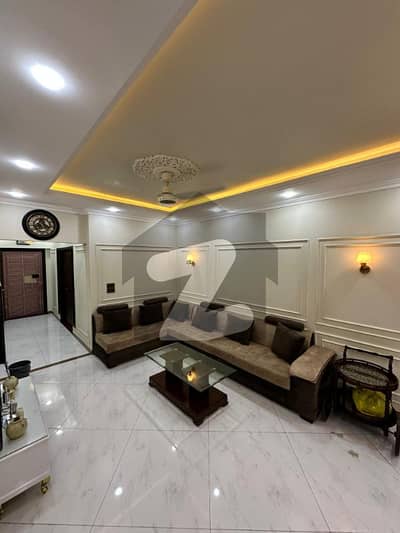 4 Bed DD With Roof Flat Available For Sale