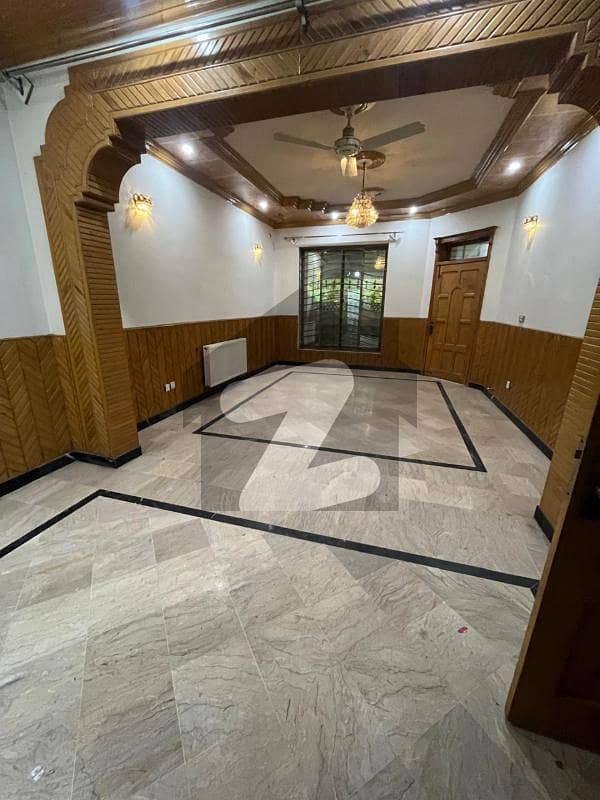 Upper Portion For Rent In I-8 Upper Portion For Rent In I-8