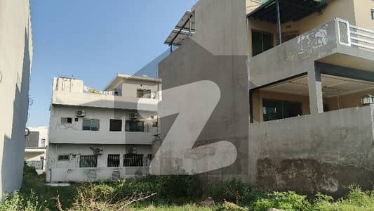 30*60 plot For sale in CDA sactor D12 30*60 plot For sale in CDA sactor D12