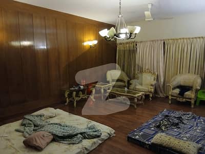 DHA PHASE 5 MAIN KHY - E - MOMIN 1000 SQUARE YARD