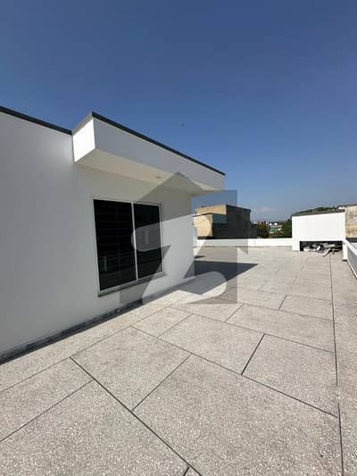 جی ۔ 13 اسلام آباد میں 6 کمروں کا 10 مرلہ مکان 8.3 کروڑ میں برائے فروخت۔