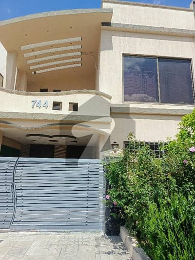 Rafi block 5marla house for sale Rafi block 5marla house for sale